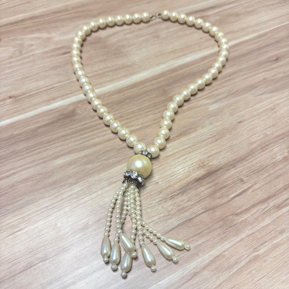 Vintage Faux Pearl Tassel Necklace Rhinestone Accent Cream Ivory 16.5in